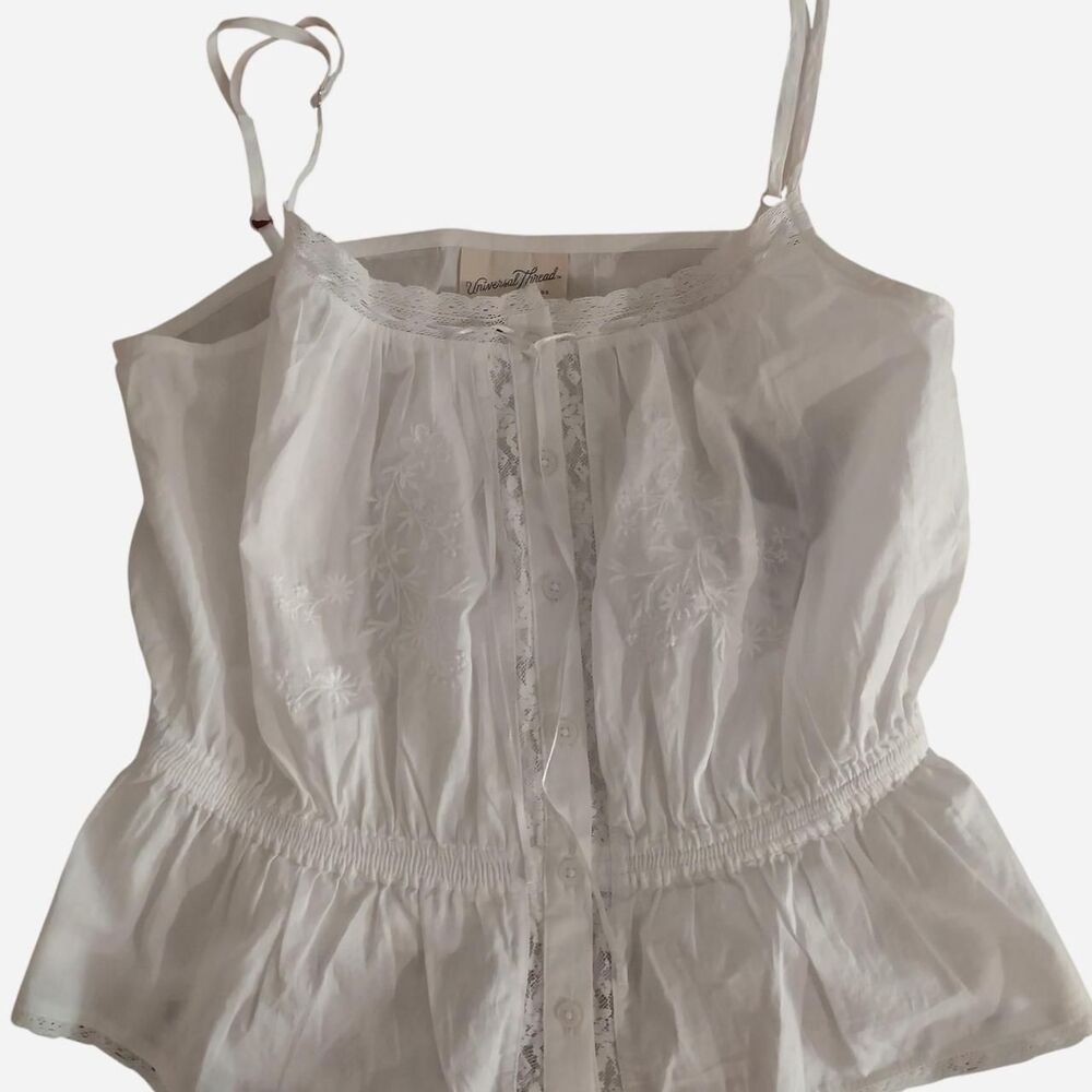 Universal-thread Women's White Vest